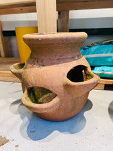 Load image into Gallery viewer, Vintage Planters
