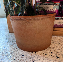 Load image into Gallery viewer, Vintage Planters
