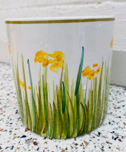 Load image into Gallery viewer, Vintage Planters
