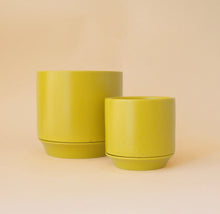 Load image into Gallery viewer, Parker Planter
