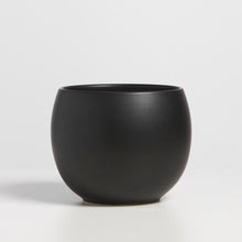 Load image into Gallery viewer, Peach &amp; Pebble Sphere Planter - Black
